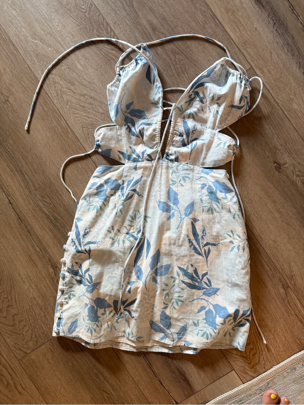 Sabo Skirt Blue and Cream Floral Cutout Mini Dress